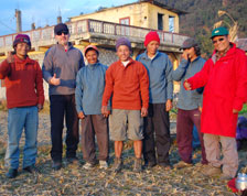 We donate worn but serviceable press samples to the Porter’s Progress and the International Porter Protection Group, who in turn pass the garments on to poorly equipped mountain porters