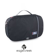 Robust travel wash bag.