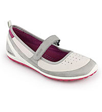 Lightweight travel and everyday shoe.